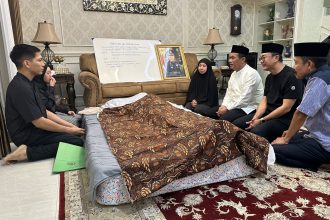 Brigjen Pol dr Farid Amansyah wafat pada 9 Mei 2026. Mentan Amran Sulaiman turut melayat dan menyebut almarhum sebagai putra terbaik Polri di bidang kesehatan.