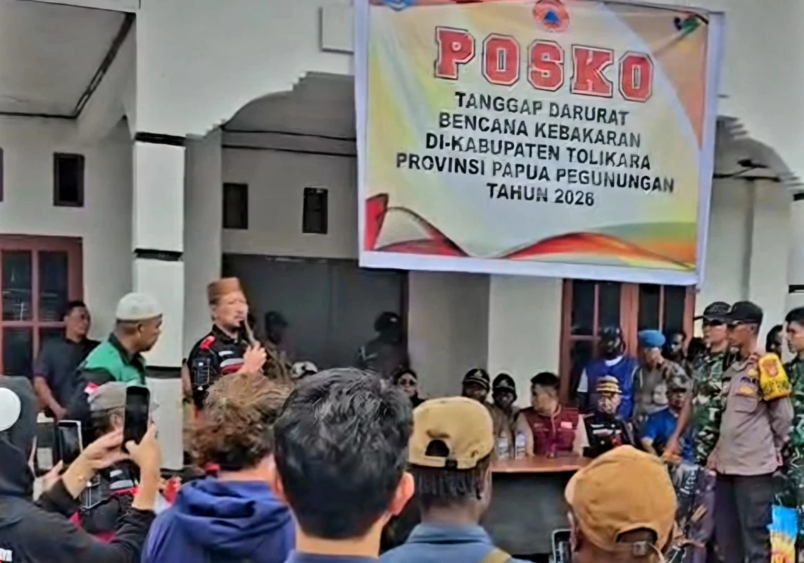 Bantuan dari Ketua Umum KKSS Andi Amran Sulaiman untuk korban kebakaran di Tolikara, Papua Pegunungan, disalurkan oleh BPW KKSS setempat di Karubaga, Tolikara, Selasa (3/2/2026).
