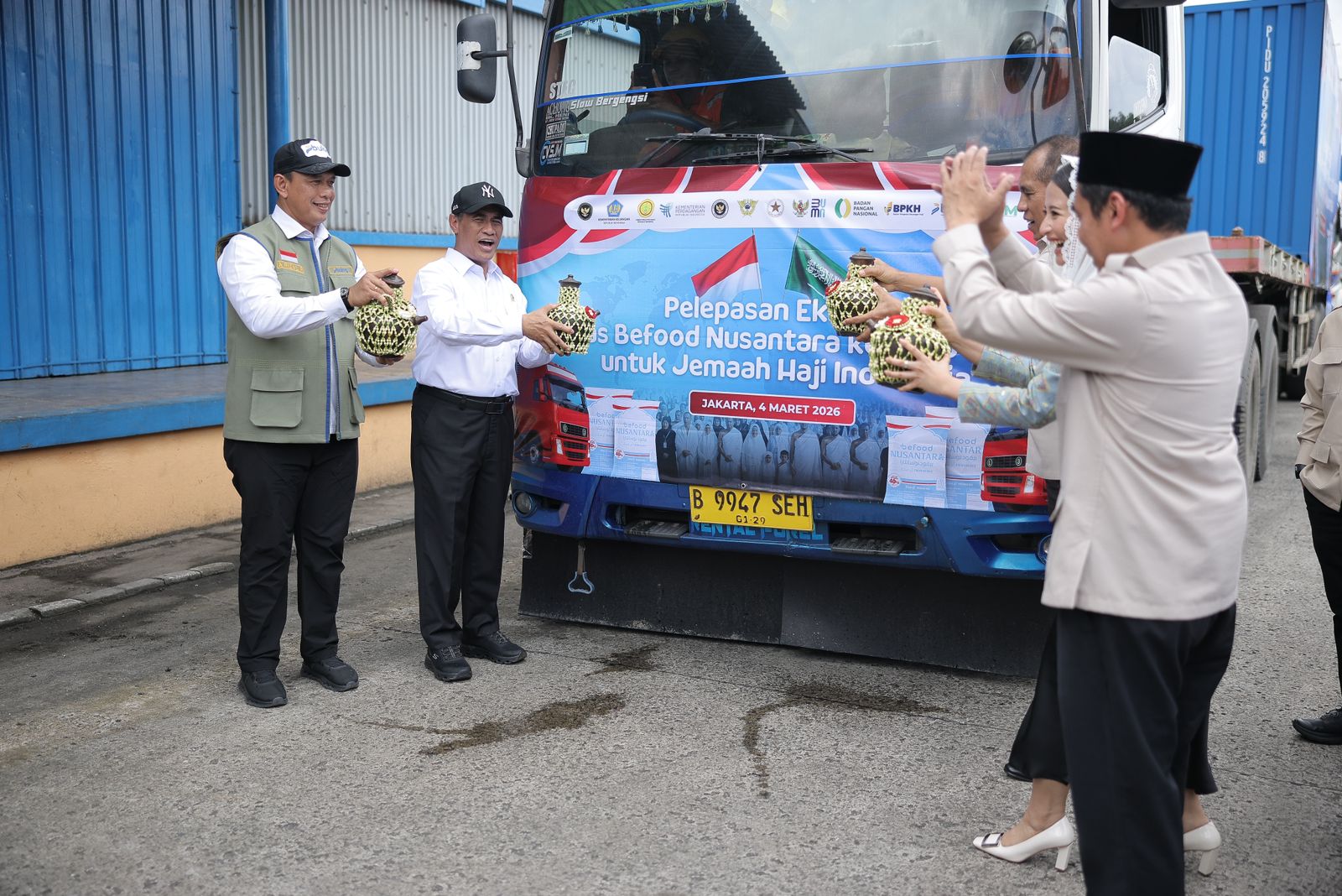 Pelepasan ekspor perdana beras Cadangan Beras Pemerintah (CBP) Premium dilakukan langsung oleh Menteri Pertanian (Mentan) Andi Amran Sulaiman di Gudang Perum BULOG, Rabu (4/3/2026).