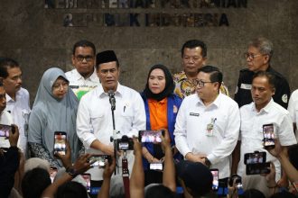 Peternak ayam petelur mengapresiasi langkah cepat Mentan Andi Amran Sulaiman dalam menjaga harga telur. Kebijakan penyerapan oleh BGN dan pengawasan HAP dinilai mampu memulihkan pasar.