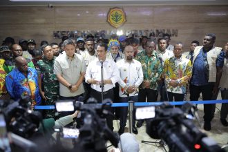 Menteri Pertanian (Mentan) Andi Amran Sulaiman pada konferensi pers setelah Rapat Konsolidasi Pembangunan Pertanian Wilayah Papua di Auditorium Gedung F Kementerian Pertanian, Jakarta, Kamis (11/6/2026).