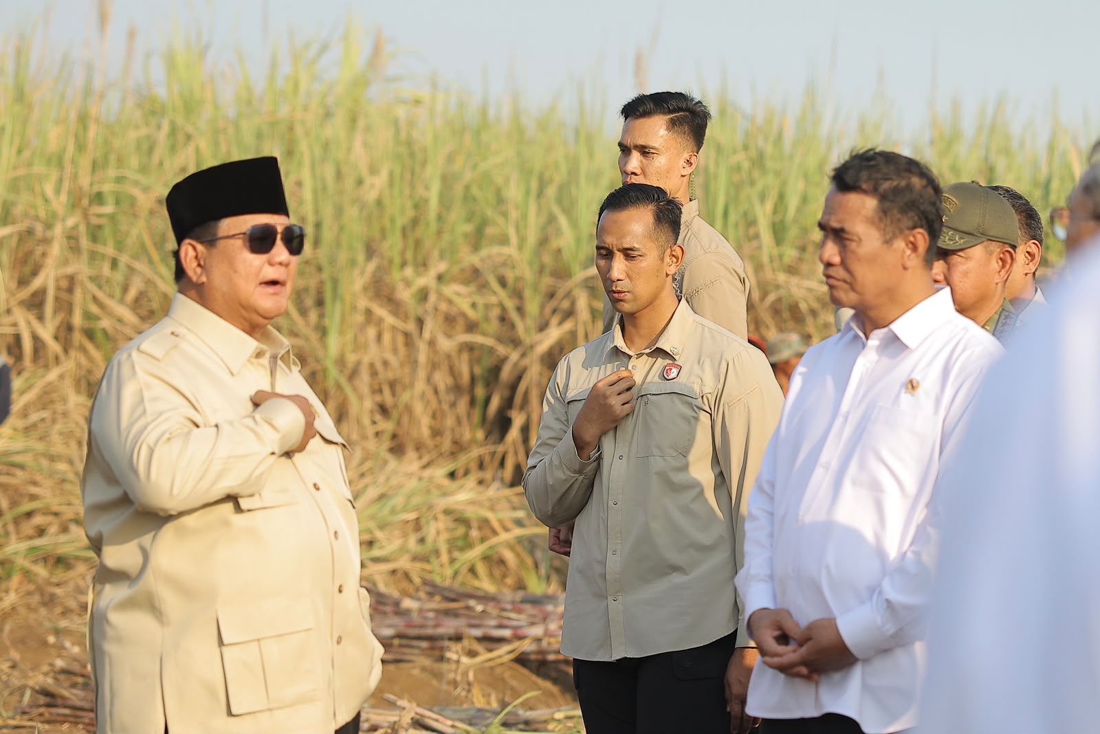 prabowo andi amran sulaiman tinjau lahan tebu swasembada gula