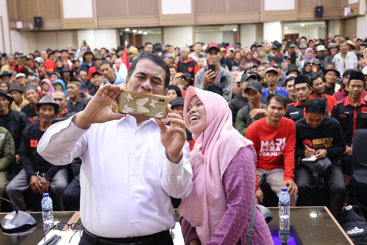 Menteri Pertanian (Mentan) Andi Amran Sulaiman saat menghadiri Seminar Nasional GANTARI 2026 bertema “Regenerasi Pemuda sebagai Penggerak Keberlanjutan dan Swasembada Pangan Indonesia” di Jakarta, Kamis (24/9/2026)